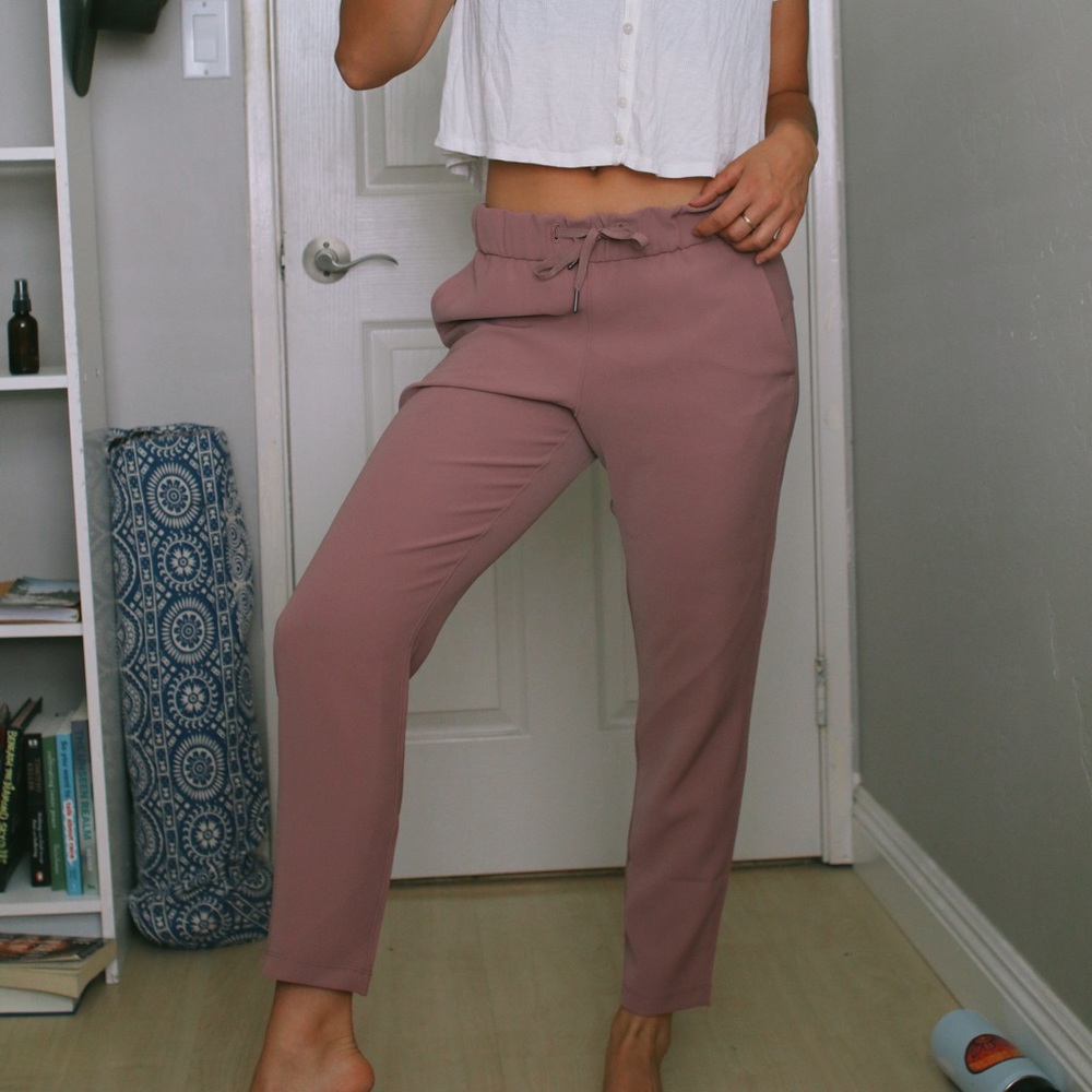 Lululemon On the Fly